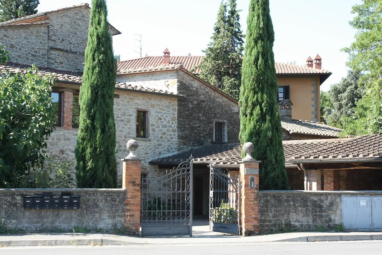 Short Rent Il Casale Apartment Capolona Italy