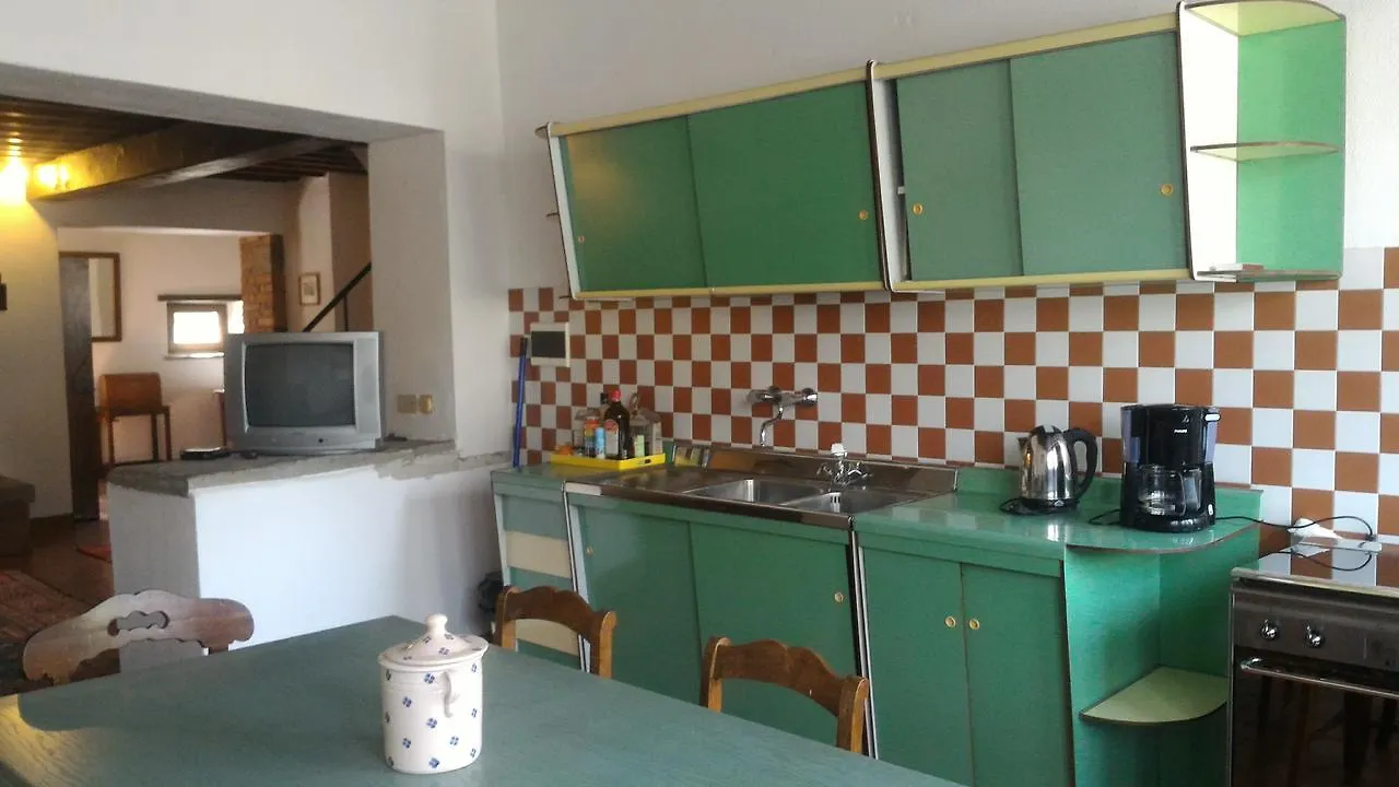 Short Rent Il Casale Apartment Capolona Italy